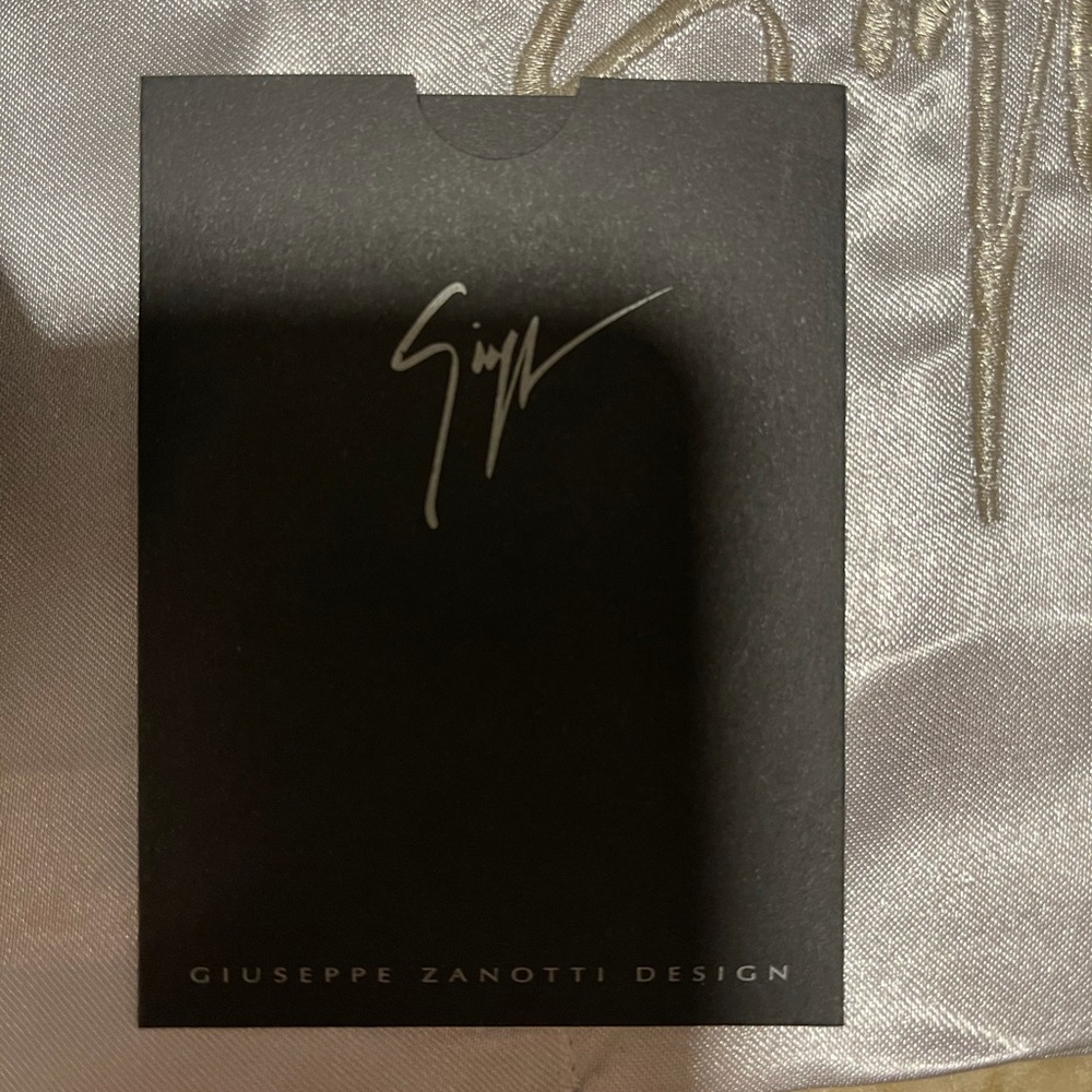 Heel Giuseppe Zanotti  design - Picture 7 of 7